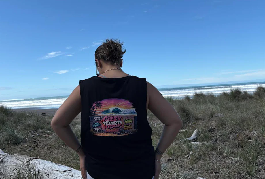 Gizzy Hard Surf Tag Muscle Tee - Image 2