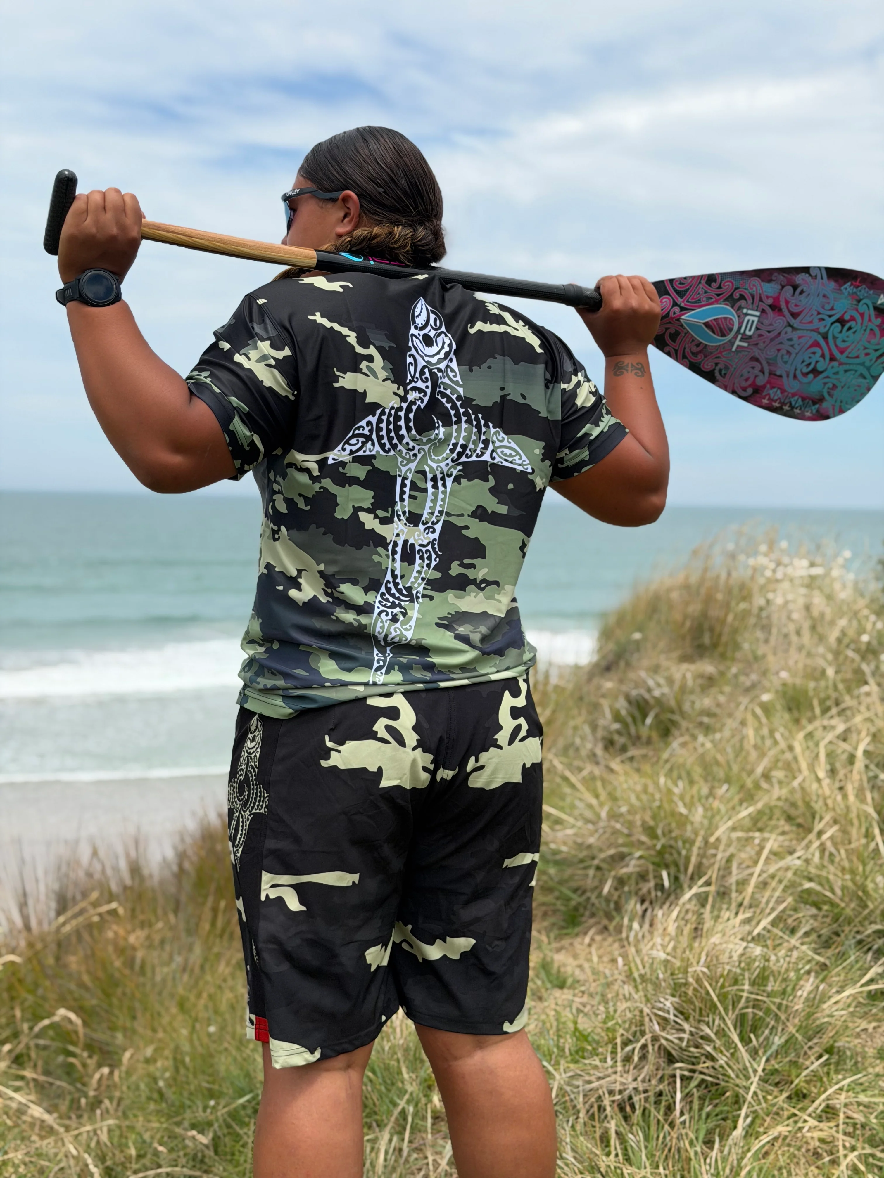 Wai-Tai Aotearoa Kaitiaki Camo Maori Rash Tee - Image 2
